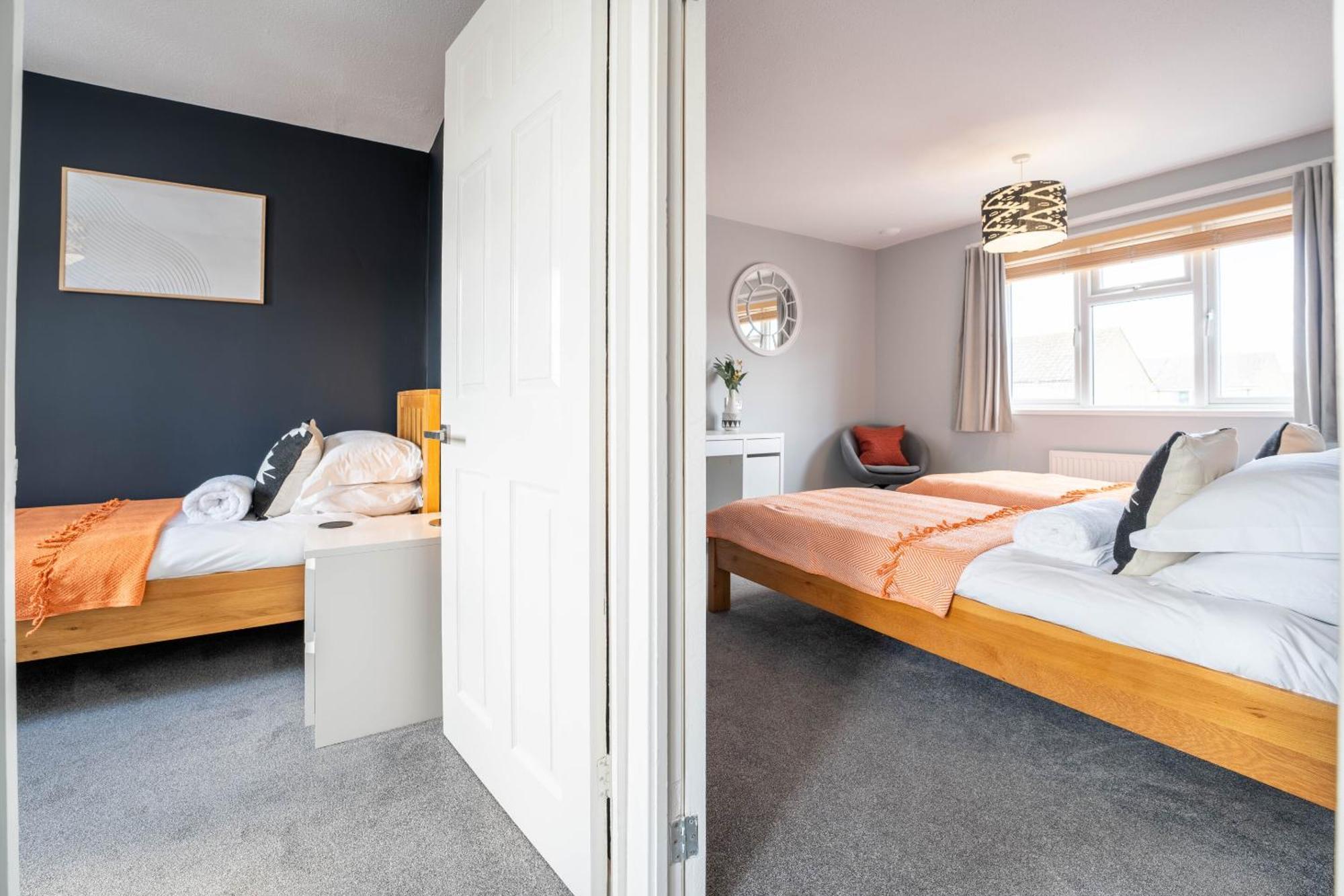 Gatwick Place - 4 Bed 2 Bath Self Contained House With Private Garden Χόρλι Εξωτερικό φωτογραφία