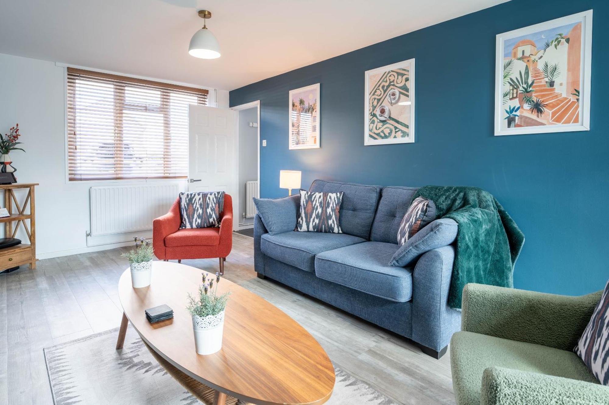 Gatwick Place - 4 Bed 2 Bath Self Contained House With Private Garden Χόρλι Εξωτερικό φωτογραφία